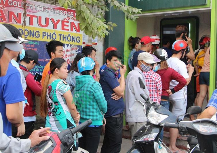 Ảnh Cây ATM ngân hàng Ngoại thương Vietcombank Công ty May Makalot 1